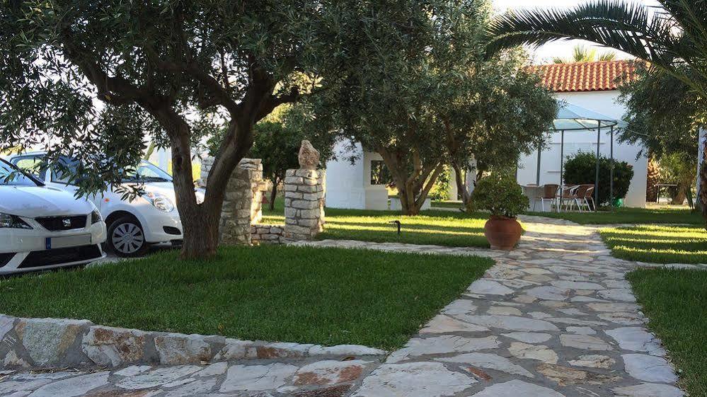 Houdis Houses Parálion Ástros Exteriör bild